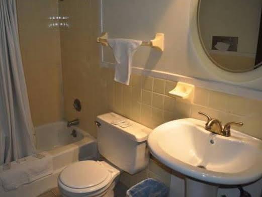 Magnuson Hotel Extended Stay Canton Ohio Lake Cable Екстериор снимка